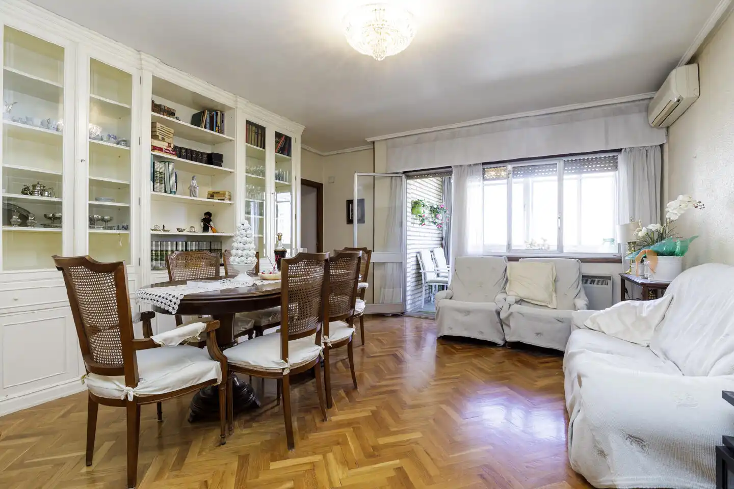 Sala de estar de Piso en venta en Zaragoza