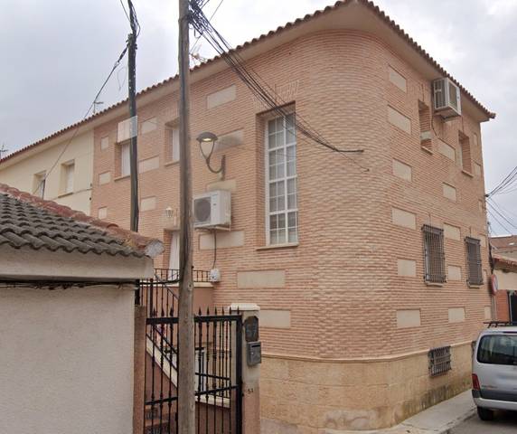 Casa-chalet en Venta en C/ Cimballa en Yepes