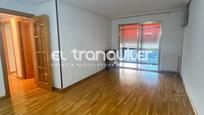 Bedroom of Flat to rent in  Madrid Capital  with Air Conditioner, Parquet flooring and Terrace