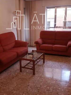 Piso en Alquiler en Carmelitas