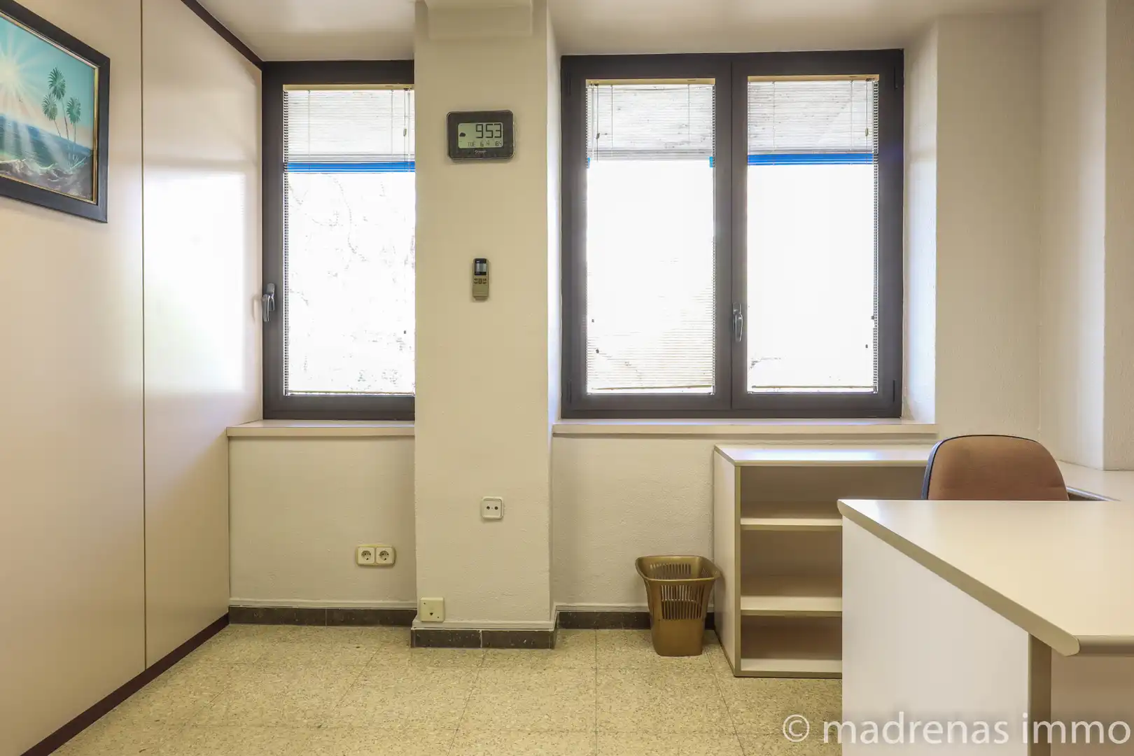 Büro zur Miete in Girona mit Klimaanlage, Heizung und Möbliert