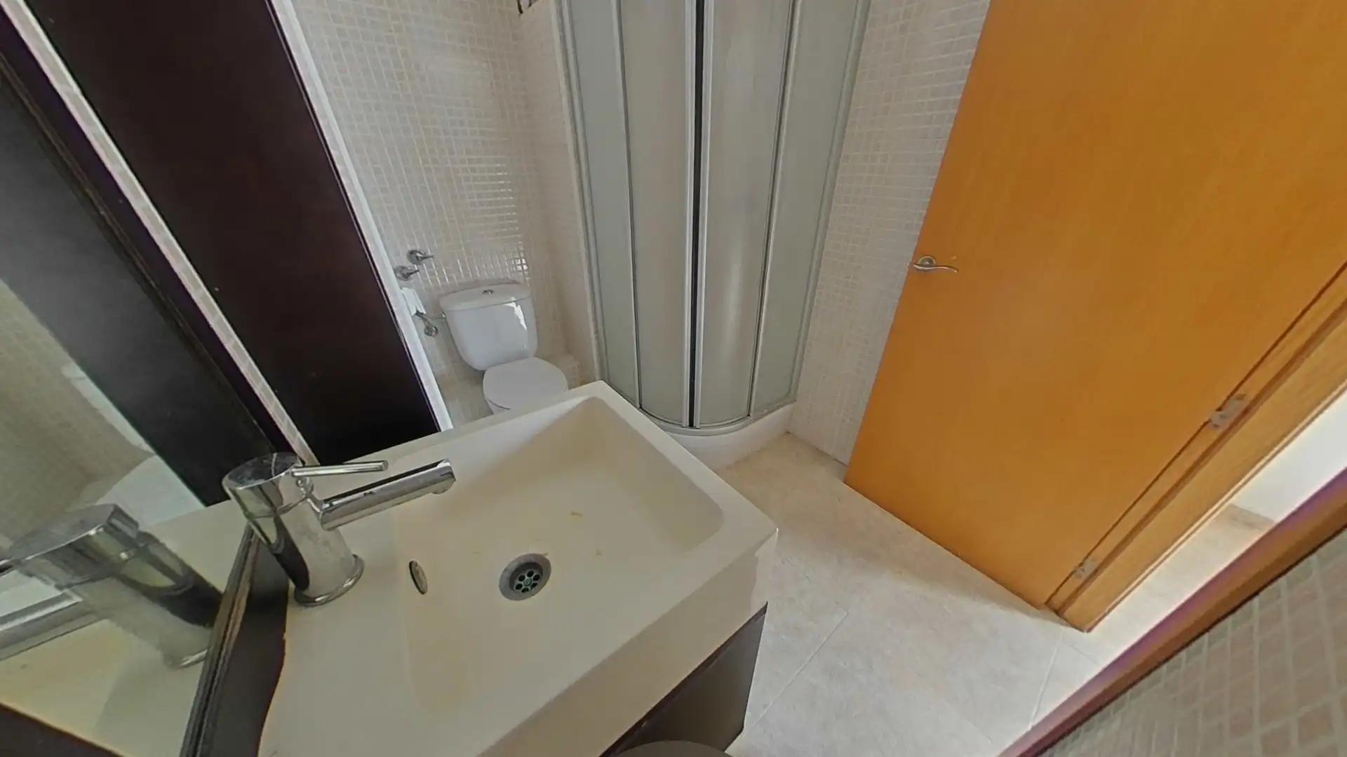 Baño de Dúplex en venta en Manresa con Terraza, Trastero y Balcón