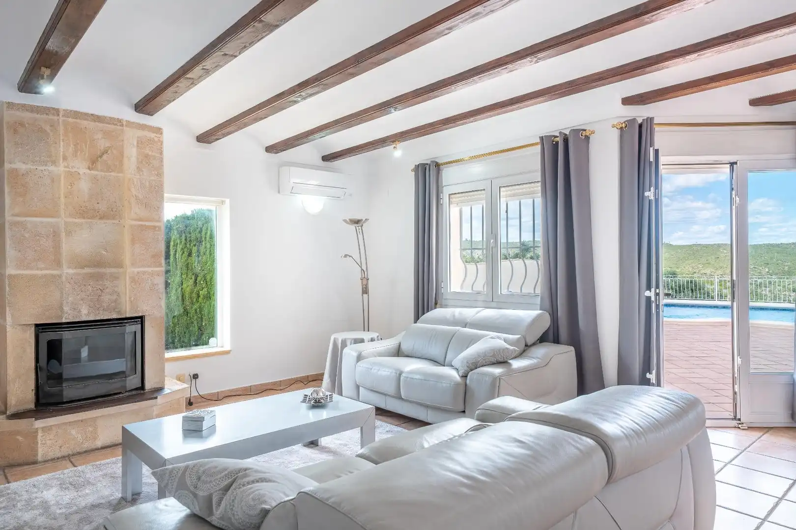 Living room of Houses for sale in Jávea / Xàbia  with Air Conditioner, Heating and Private garden