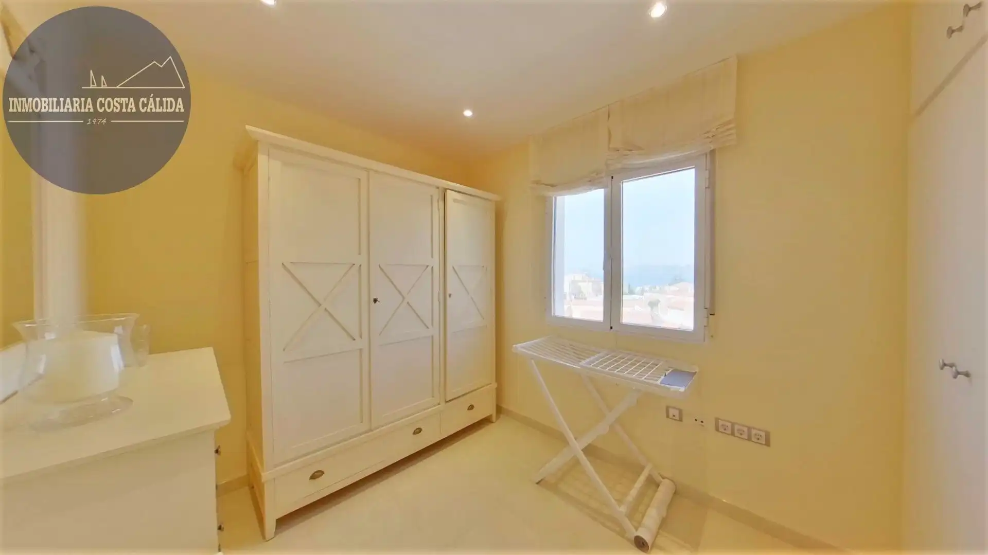 Habitación de Dúplex en venta en Águilas con Aire acondicionado, Calefacción y Jardín privado