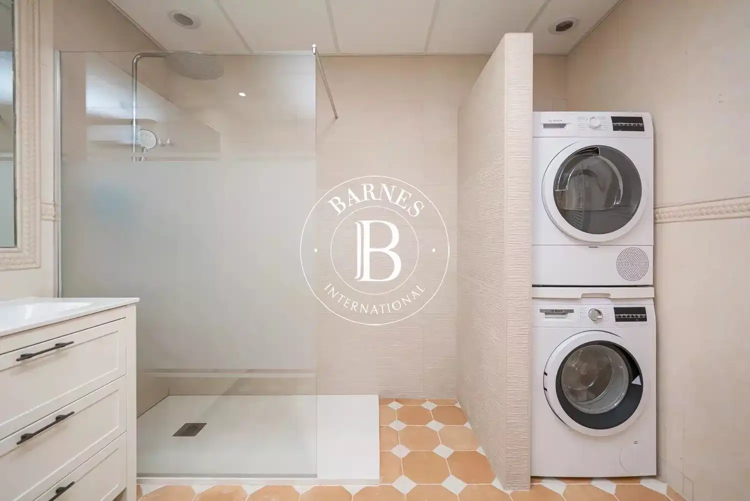 Apartments for sale in Madrid  with Air Conditioner, Heating and Terrace