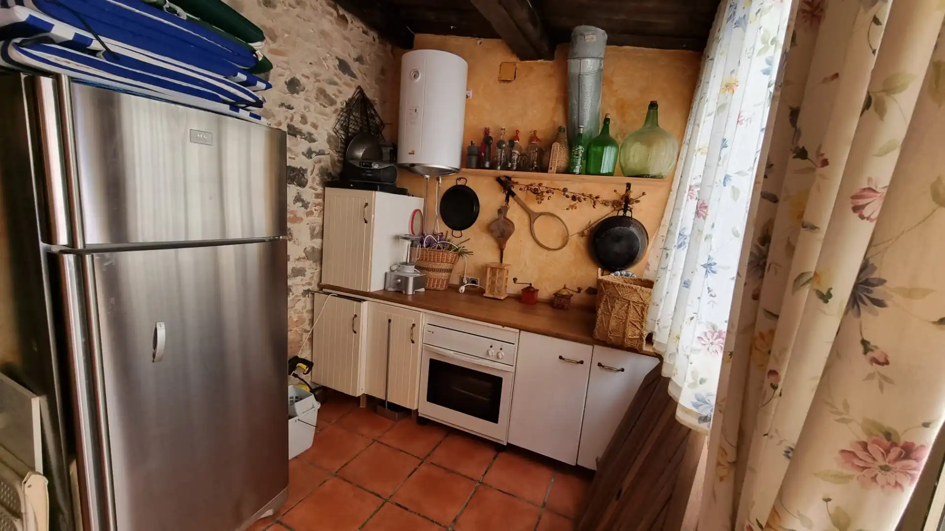 Cocina de Finca rústica en venta en Urda con Aire acondicionado