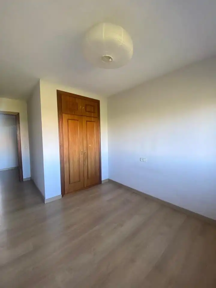 Schlafzimmer von Wohnung zur Miete in León Capital  mit Heizung und Abstellraum