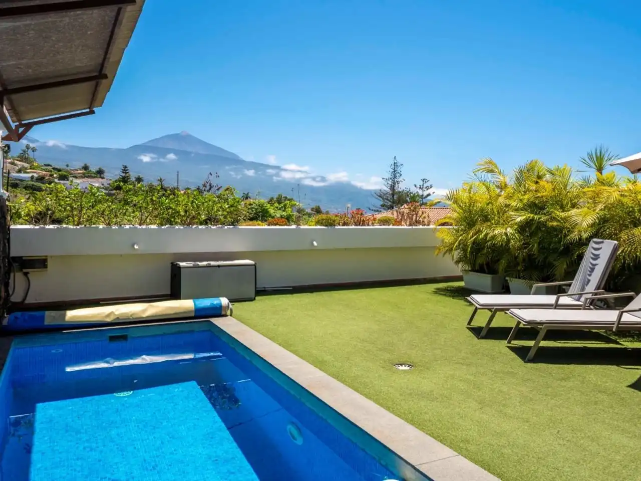 Terrace of Houses for sale in Cuesta de la Villa