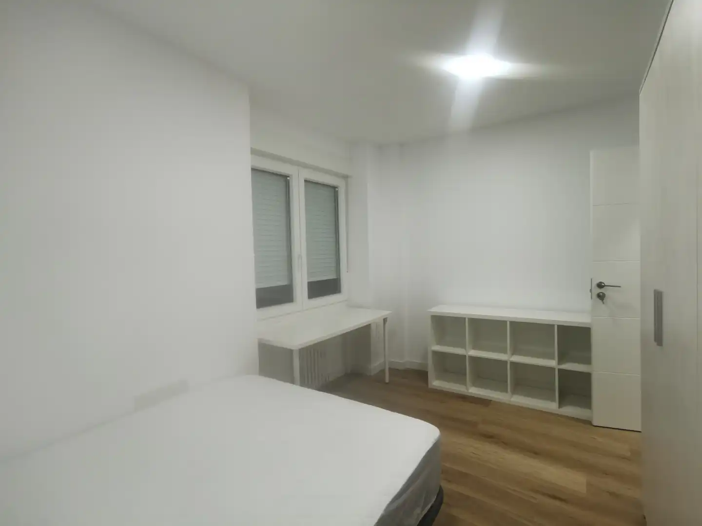 Dormitori de Pis de lloguer en Salamanca amb Calefacció, Parquet i Moblat