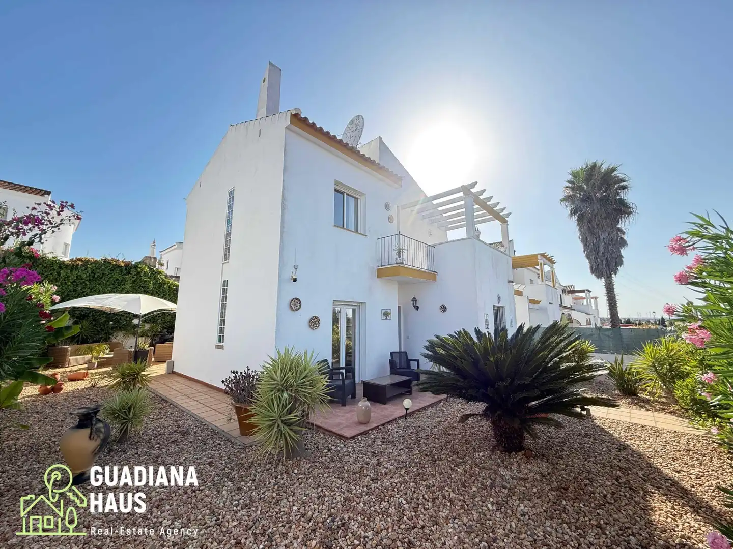 Vista exterior de Casa o chalet en venta en Villablanca con Terraza, Trastero y Piscina comunitaria