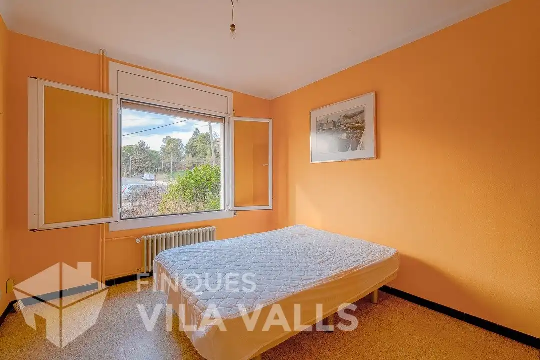 Dormitori de Casa o xalet en venda en Moià amb Jardí privat, Terrassa i Traster
