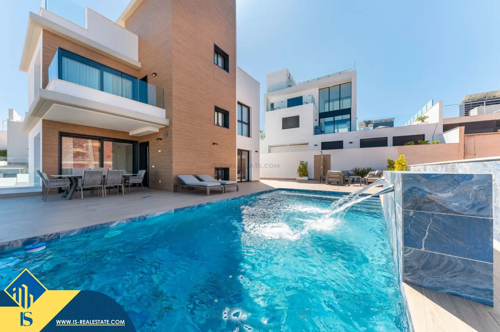 Detached house with terrace for sale in Orihuela Costa, imagen 3