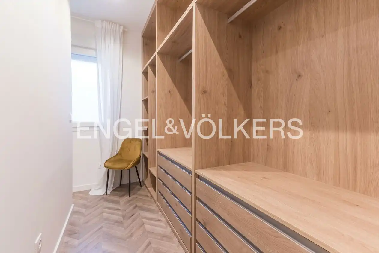 Bedroom of Flat for sale in Madrid  with Air Conditioner, Heating and Parquet flooring