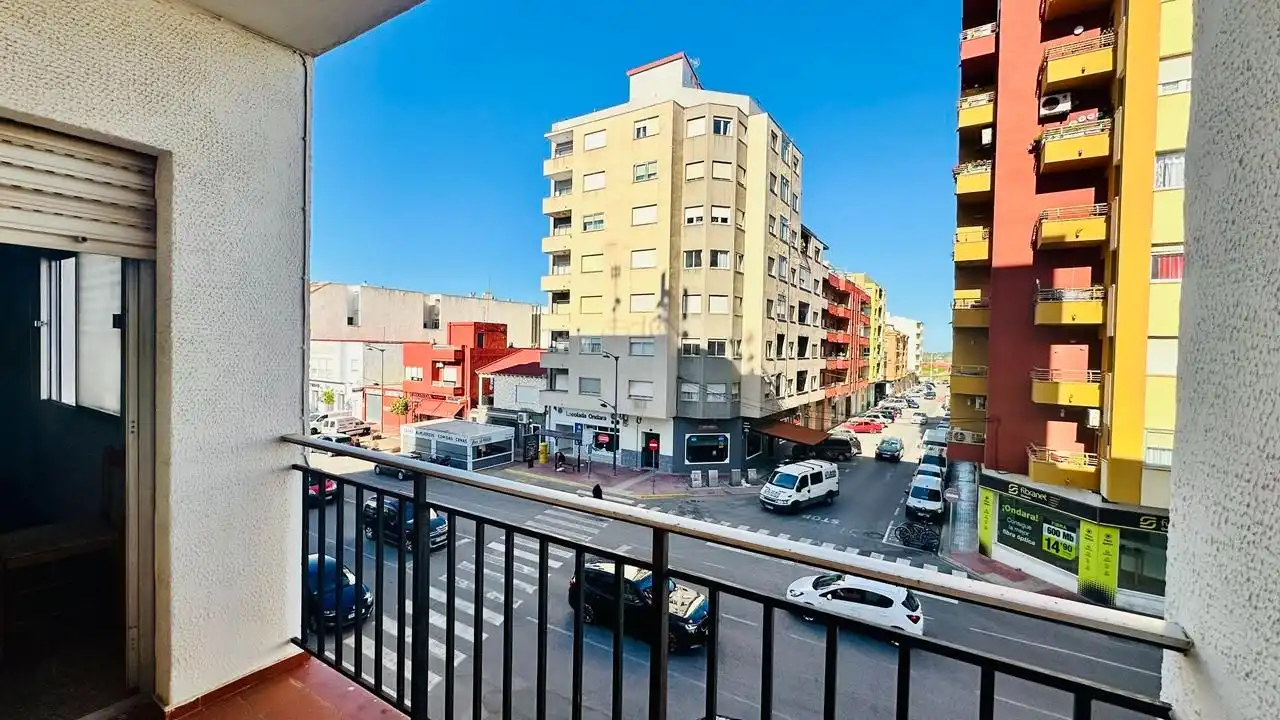 Vista exterior de Pis en venda en Ondara