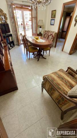 Piso en Venta en En Corts - Doctor Waksman