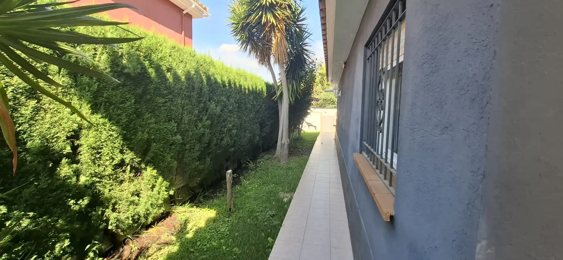 Vista exterior de Casa o chalet en venta en Benicasim / Benicàssim con Calefacción, Jardín privado y Terraza