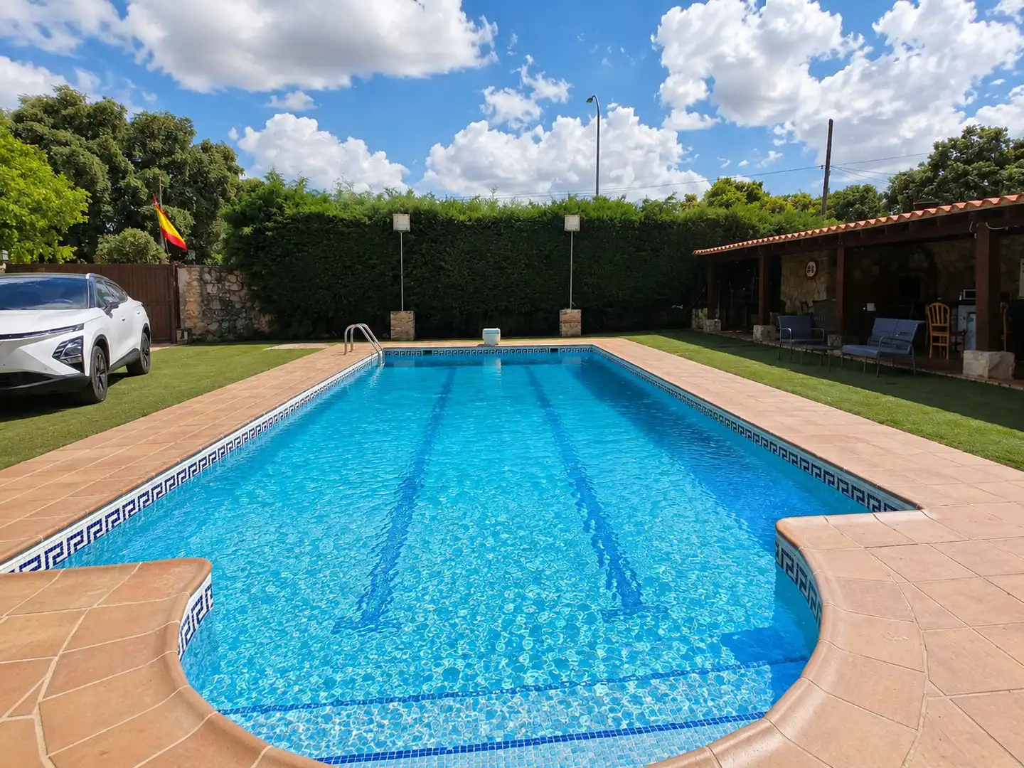 Piscina de Casa o chalet en venta en Nuevo Baztán con Calefacción, Jardín privado y Trastero