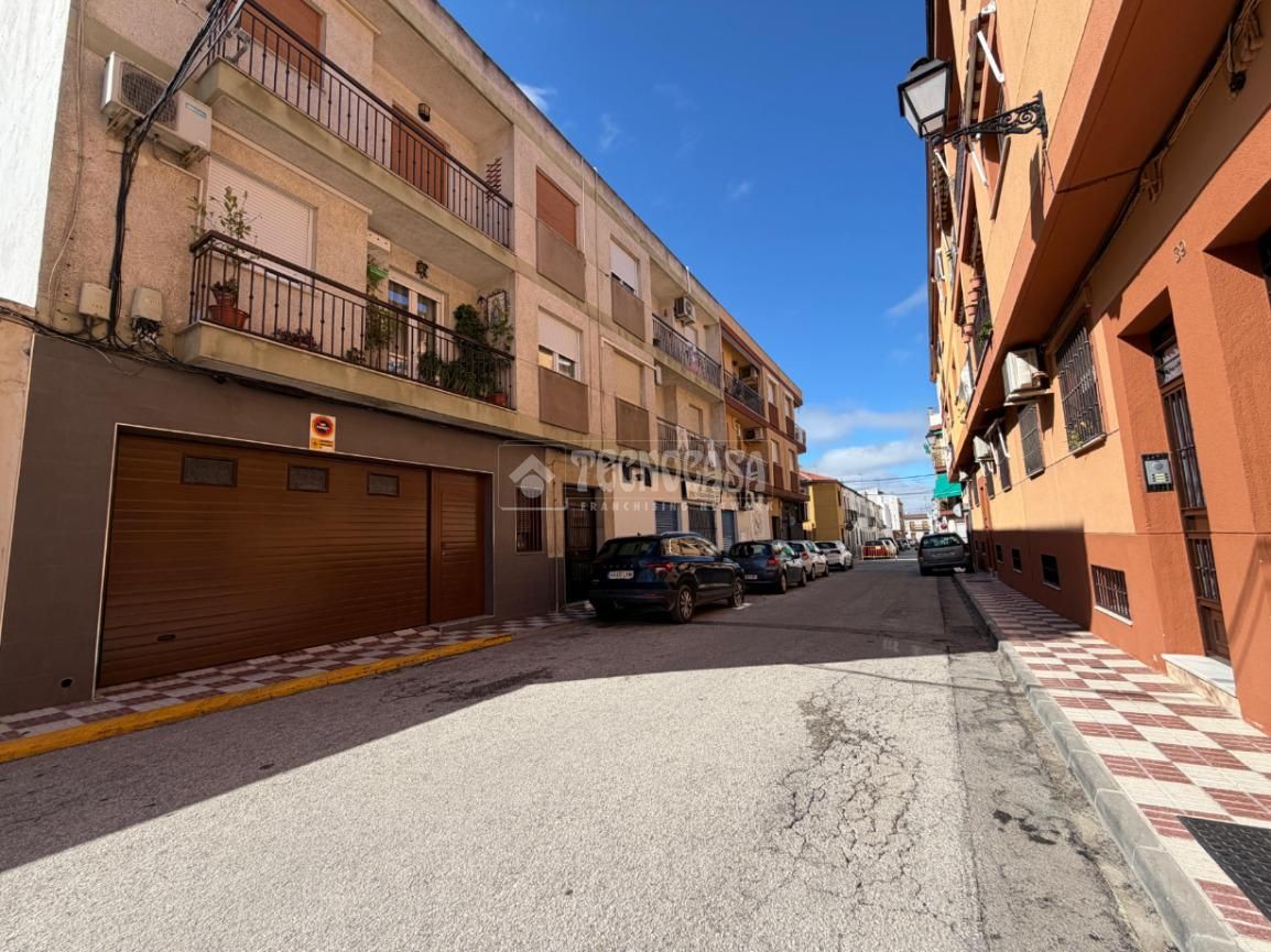 Flat for sale in Torredonjimeno