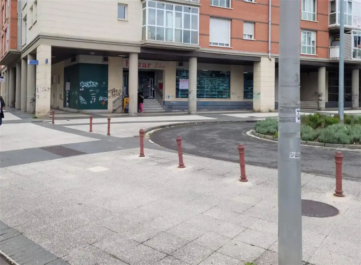 Aparcament de Local de lloguer en Lakua-Bizkarra