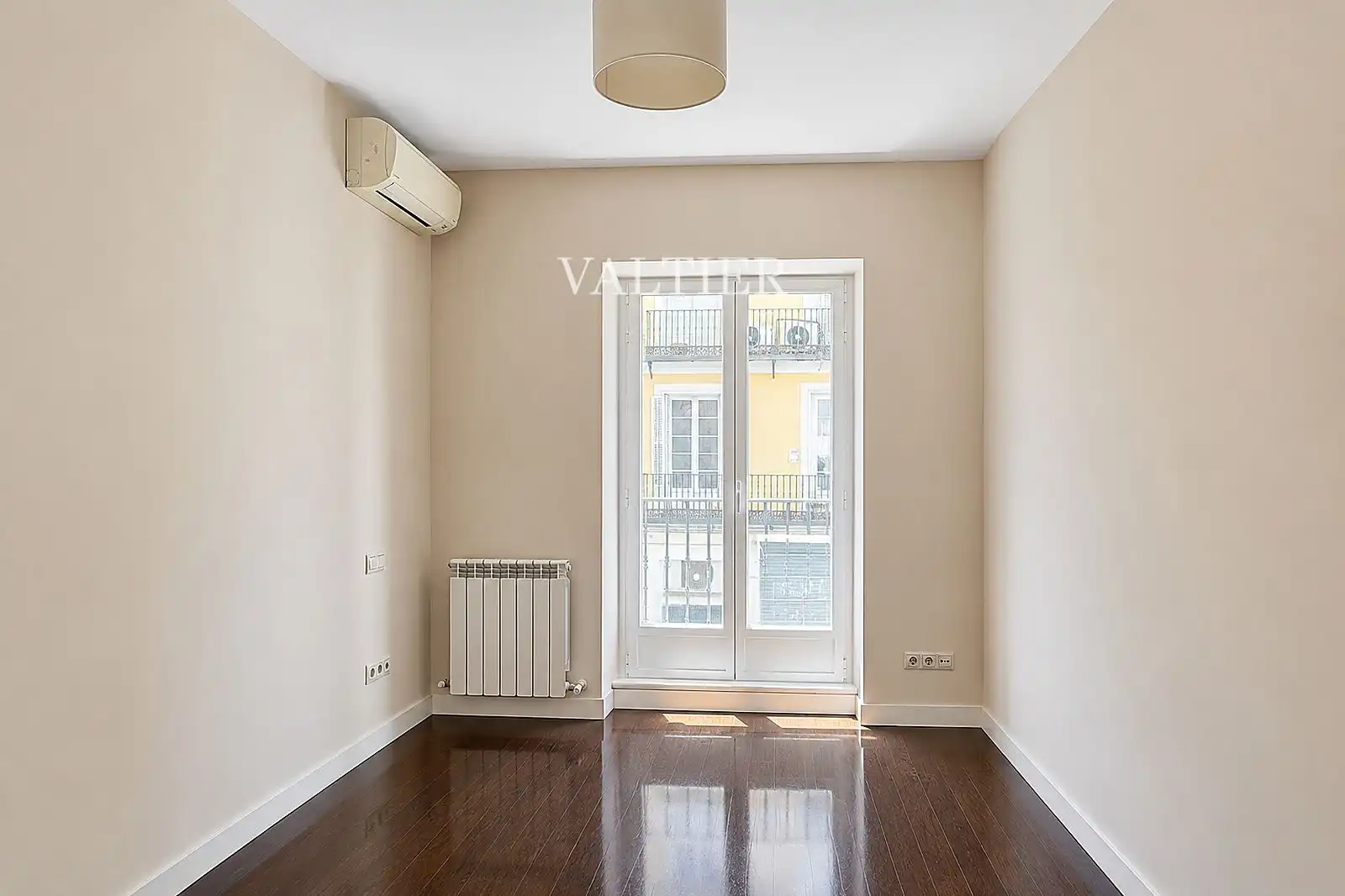Bedroom of Flat for rent in Madrid  with Air Conditioner