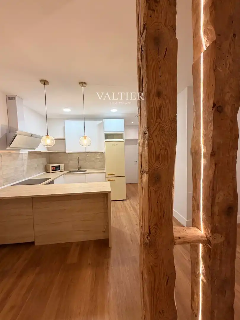 Kitchen of Flat for rent in  Madrid Capital  with Air Conditioner, Heating and Terrace