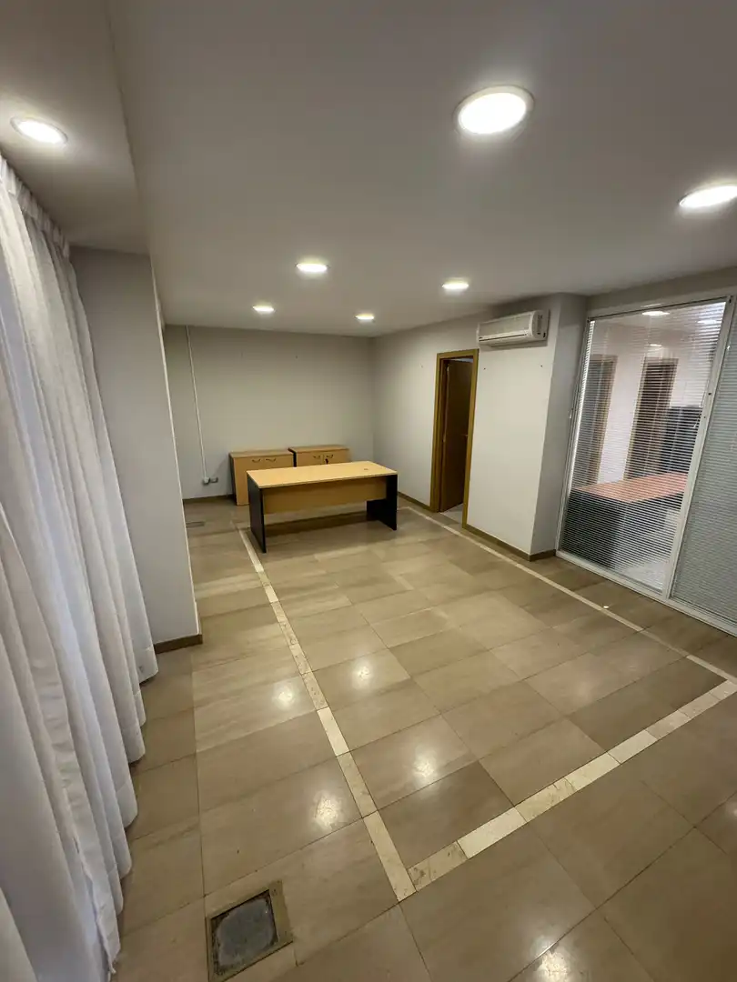 Ufficio con ascensore in affitto a Calle Luis Morote 6, imagen 7