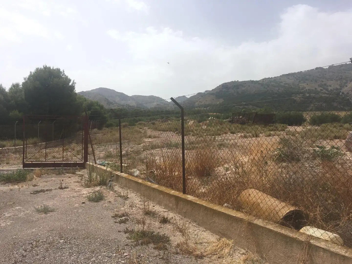 Country house zum Verkauf in Lorca mit Privatgarten und Schwimmbad