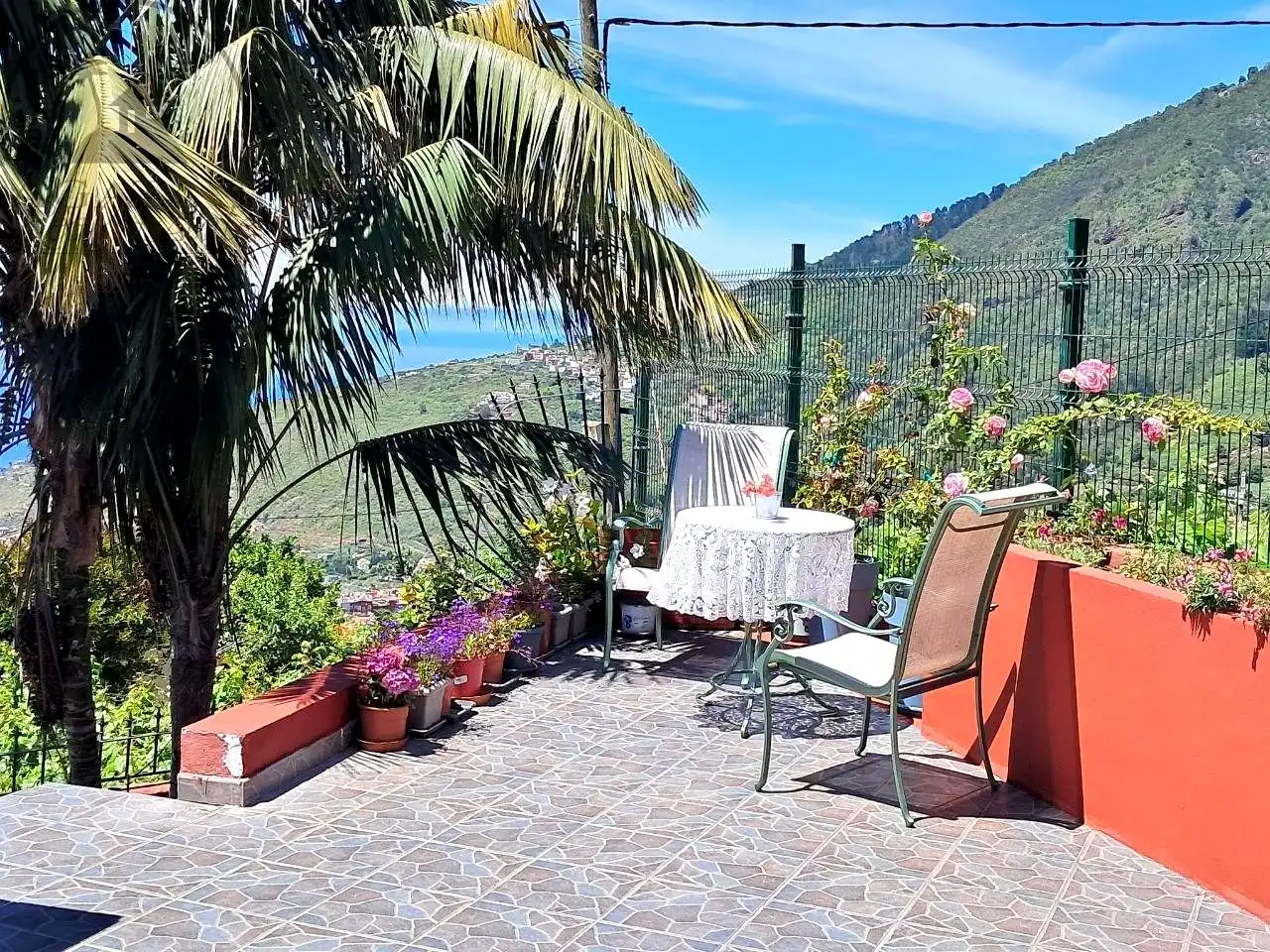 Country homes for sale in Centro