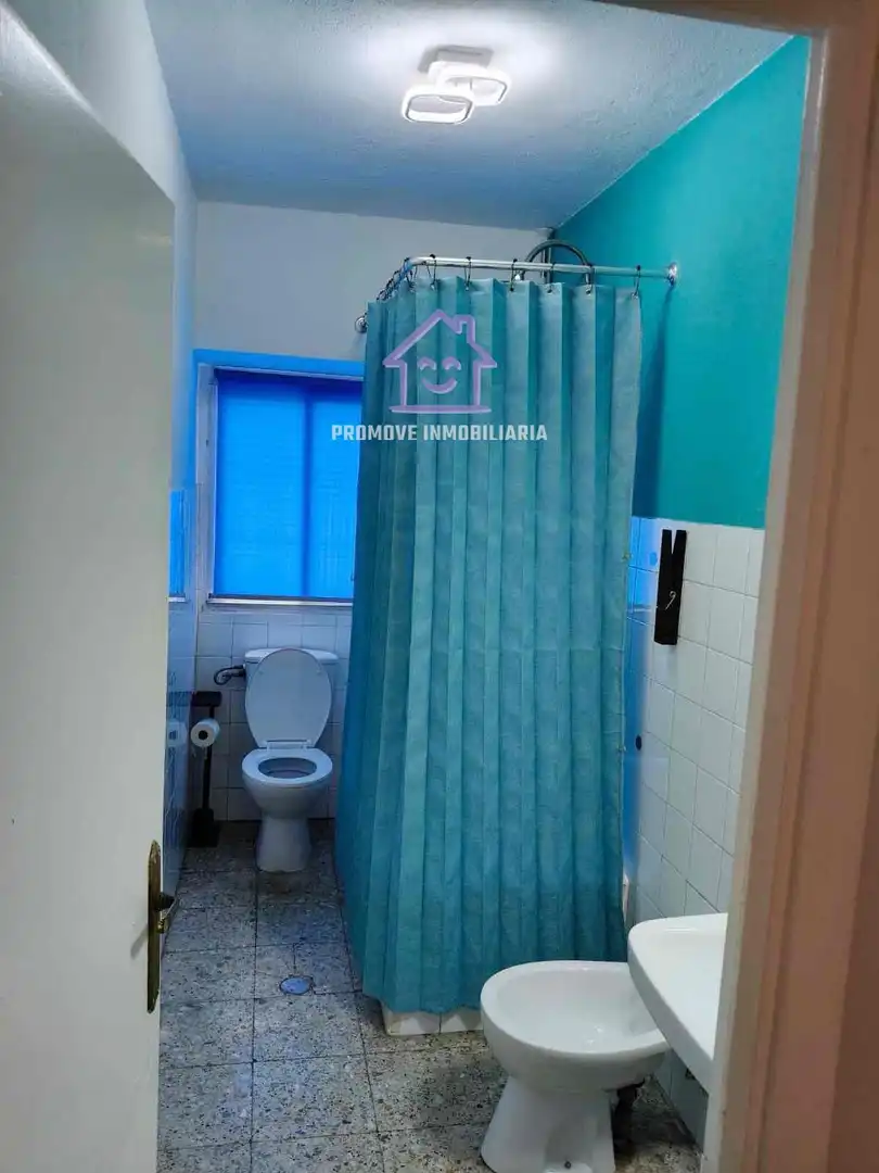Baño de Casa o chalet de alquiler en Arteixo con Jardín privado y Amueblado