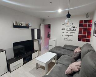 Living room of Flat for sale in  Madrid Capital  with Air Conditioner and Terrace