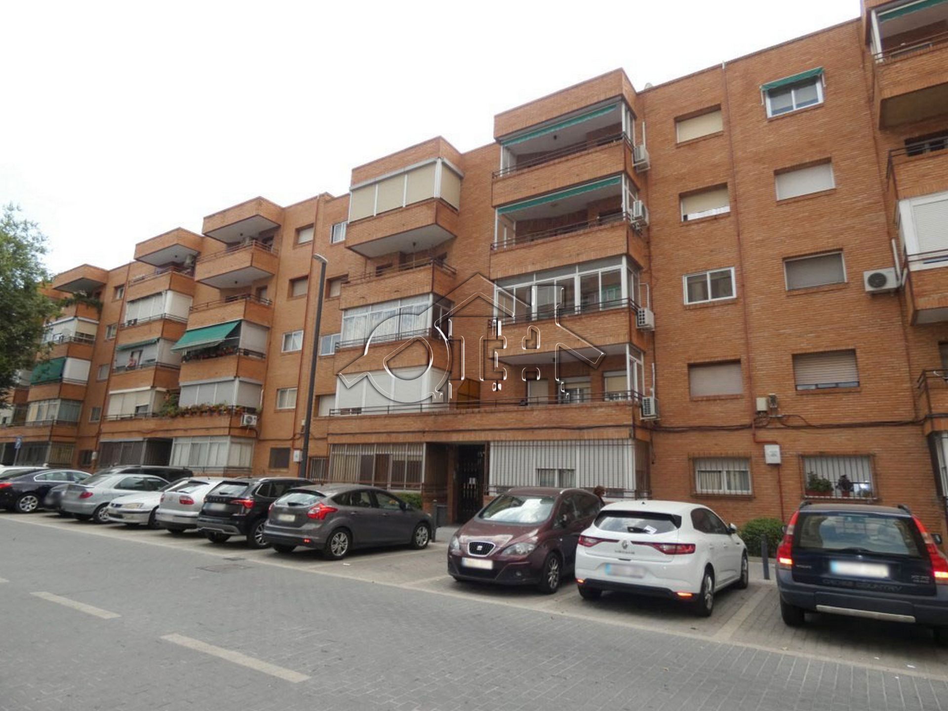 Vista exterior de Pis en venda en Guadalajara Capital amb Aire condicionat, Calefacció i Parquet