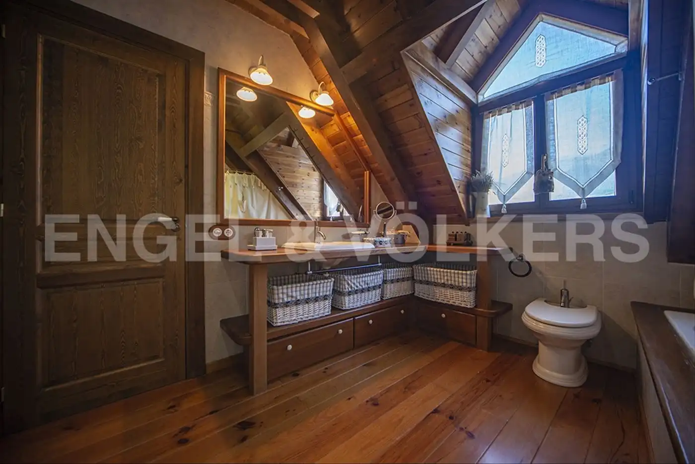 Baño de Casa o chalet en venta en Vielha e Mijaran con Calefacción, Terraza y Trastero