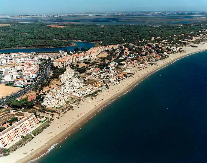 Apartment with pool for sale in Urbanizacion Pinares del Portil, imagen 4