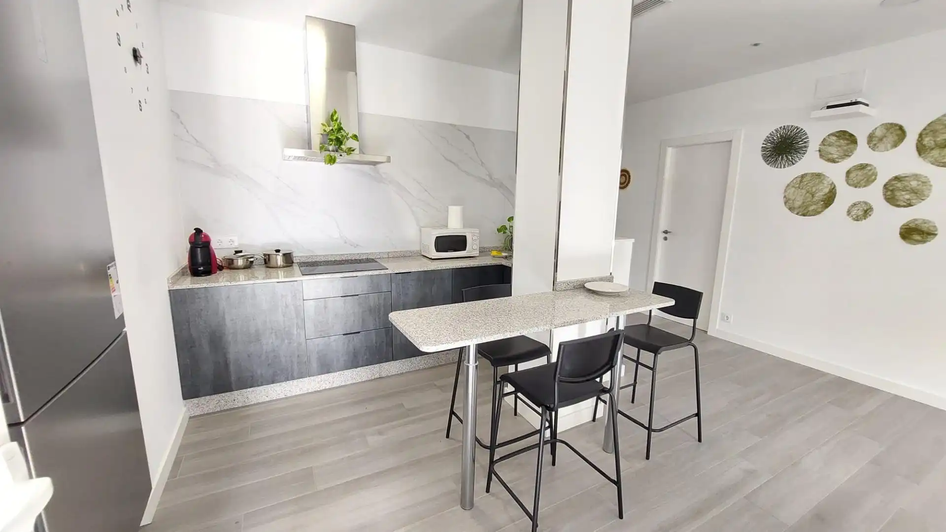 Küche von Erdgeschoss zum Verkauf in Vigo 