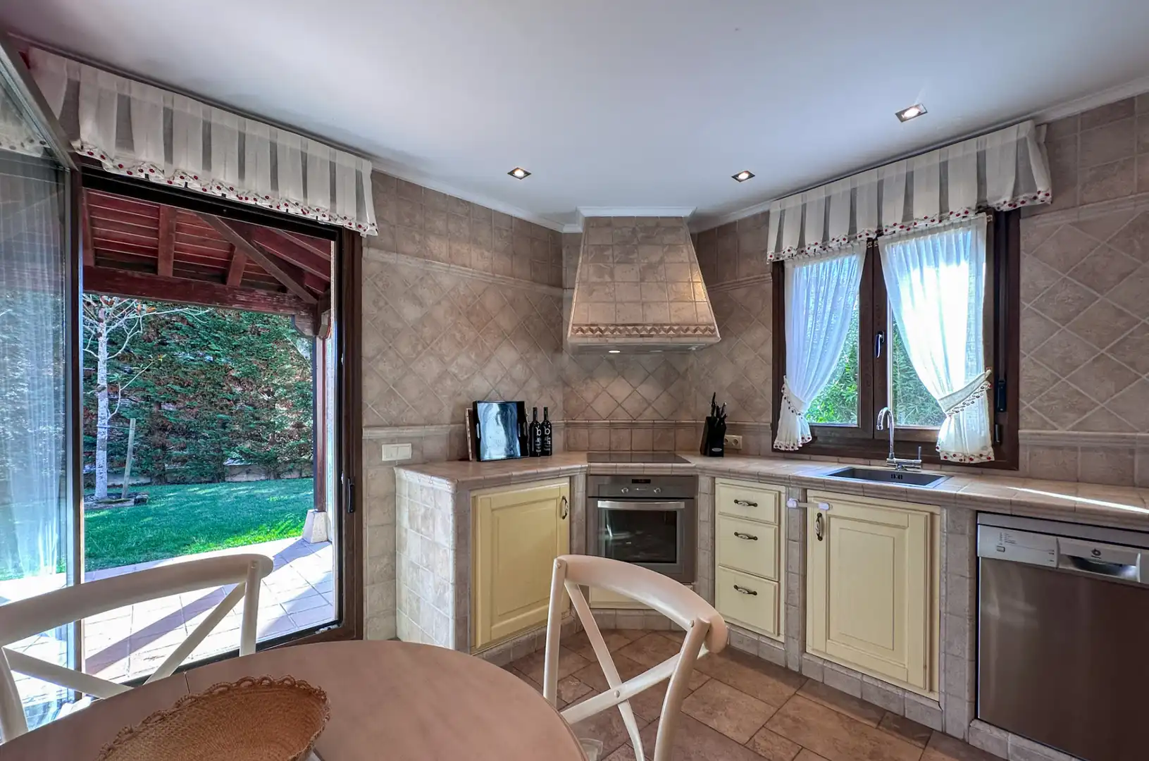 Villa con terrazza in vendita a Urbanización Rovacías A. IV, imagen 16