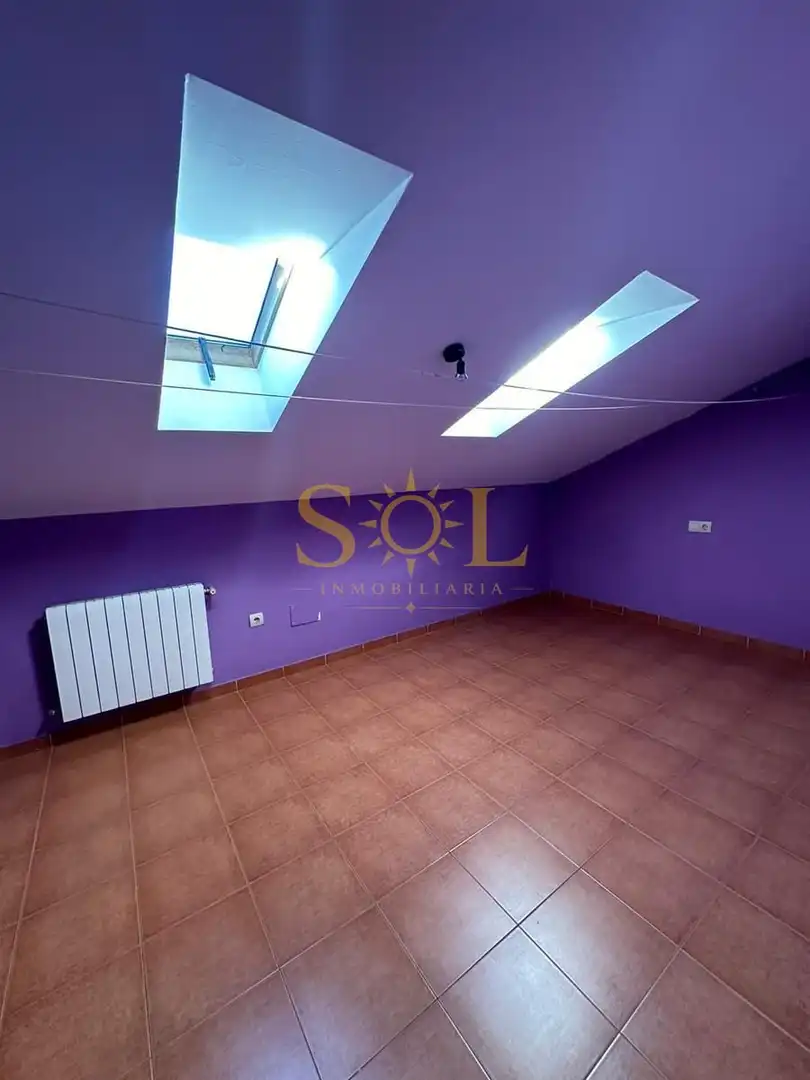 Casa adosada en venta en Hospital de Órbigo con Calefacción, Jardín privado y Parquet
