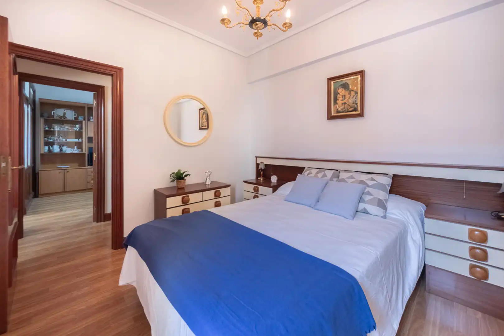 Habitación de Piso en venta en Bilbao  con Amueblado y Balcón