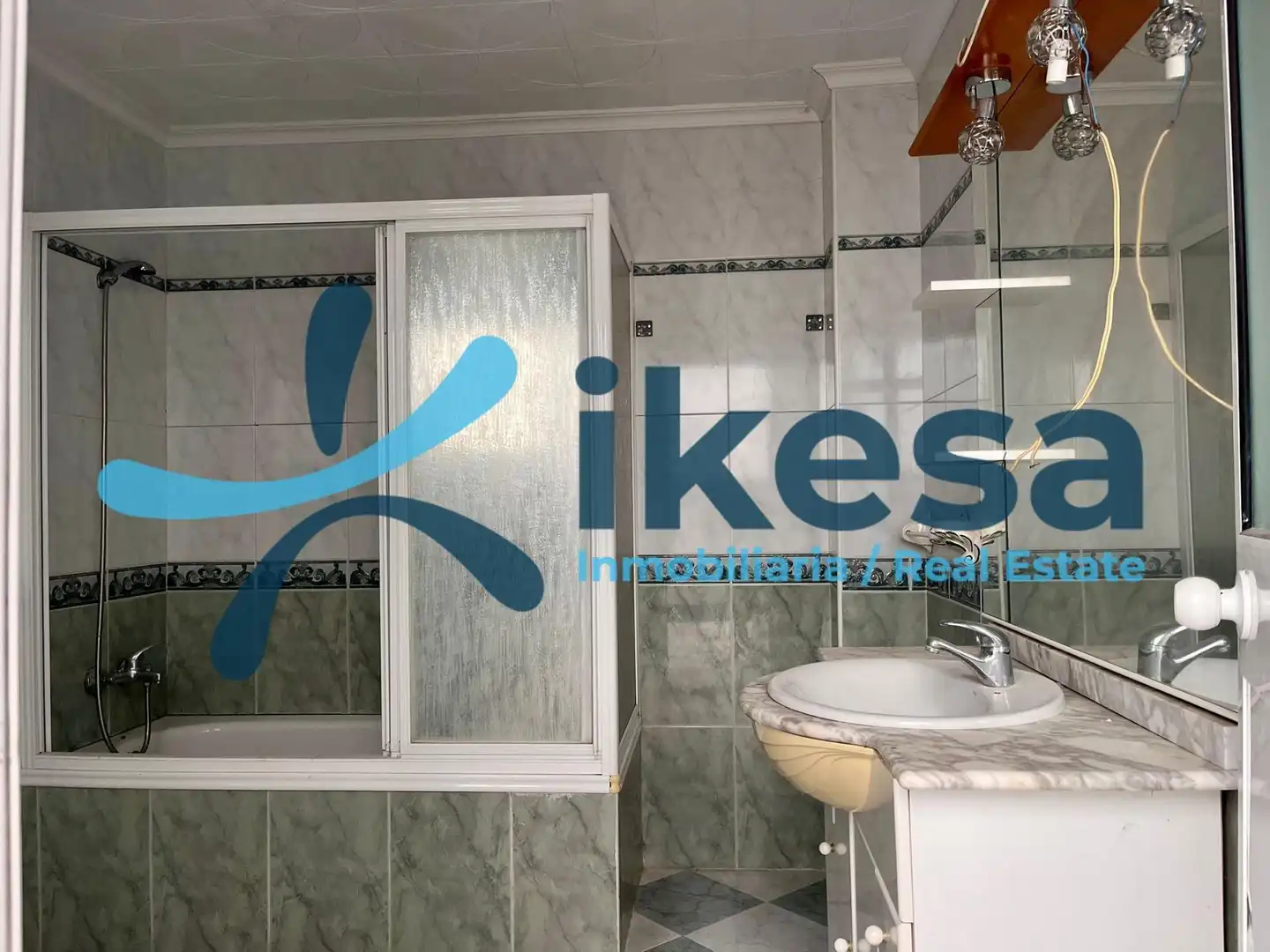 Baño de Apartamento en venta en Morón de la Frontera