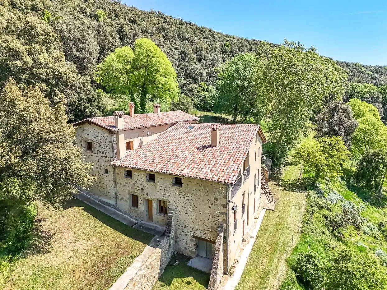 Casa rústica con jardín en venta en Sant Joan Les Fonts, imagen 13