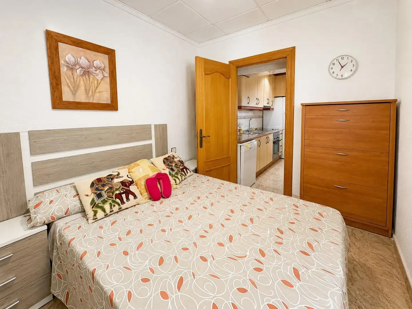 Casa aparellada amb terrassa en venda a Calle GABRIELA MISTRA, imagen 11