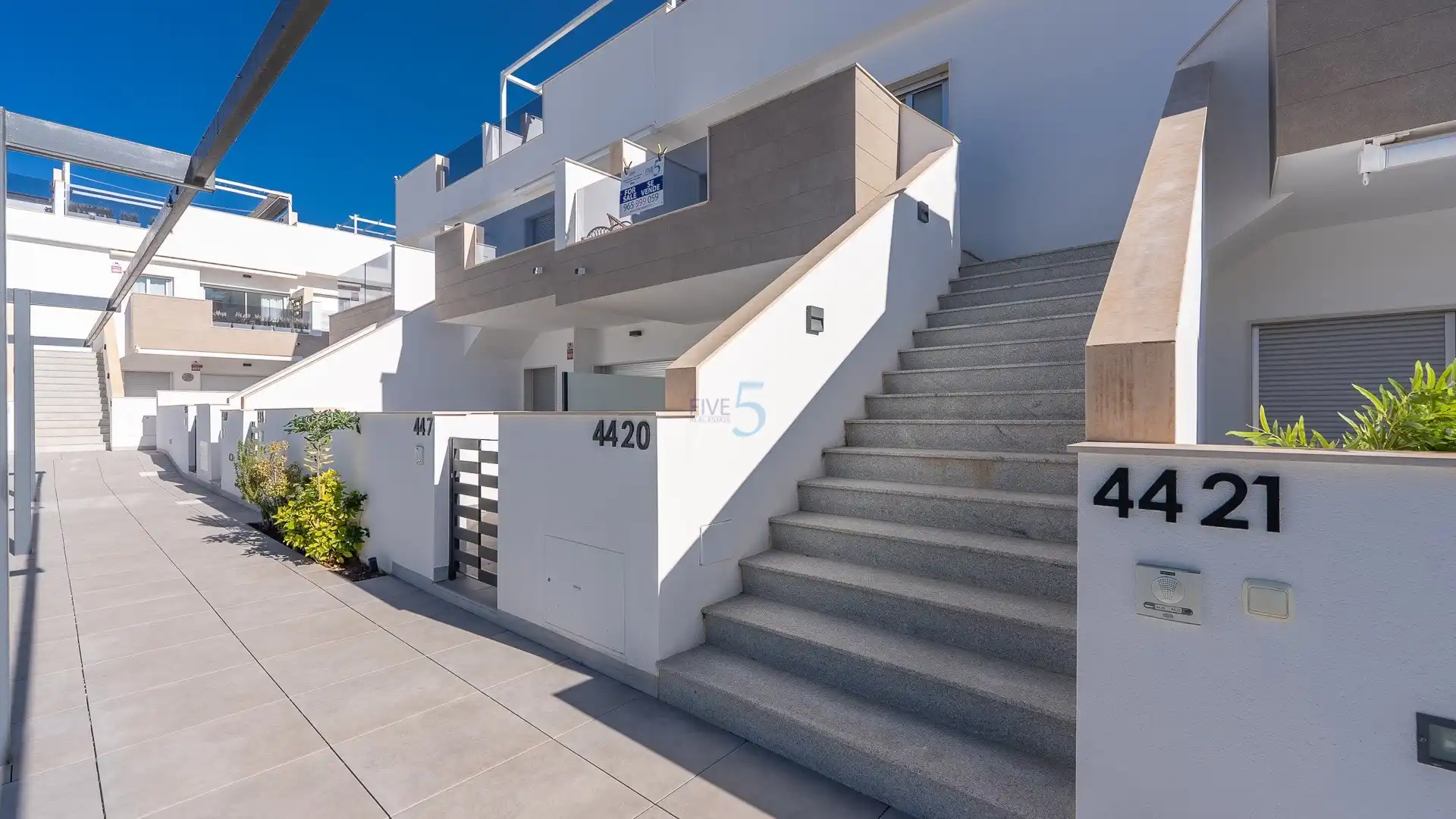 Vista exterior de Piso en venta en Pilar de la Horadada con Aire acondicionado, Calefacción y Piscina