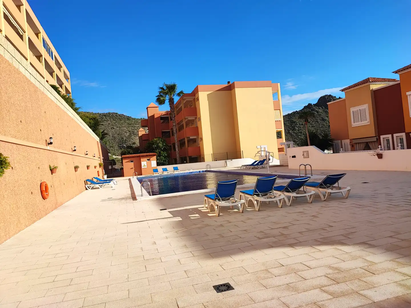 Schwimmbecken von Wohnung zum Verkauf in Adeje mit Terrasse und Gemeinschaftspool