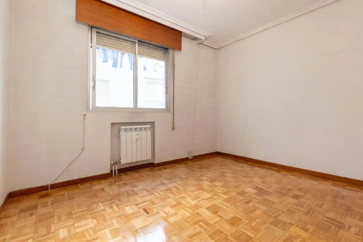 Habitación de Piso en venta en Alcalá de Henares con Calefacción, Parquet y Terraza