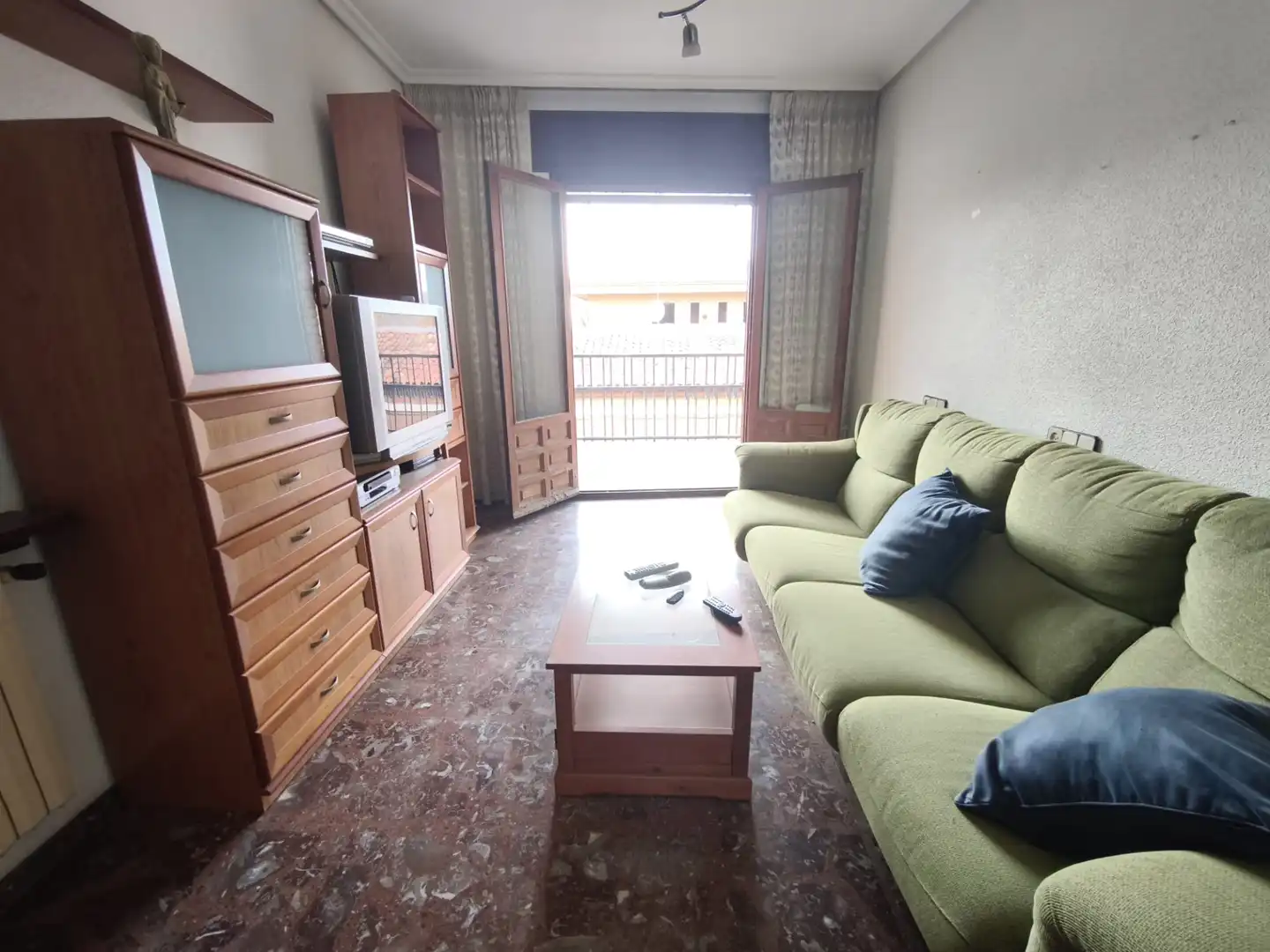 Living room of Flat for sale in Alfaro  with Terrace, Furnished and Balcony