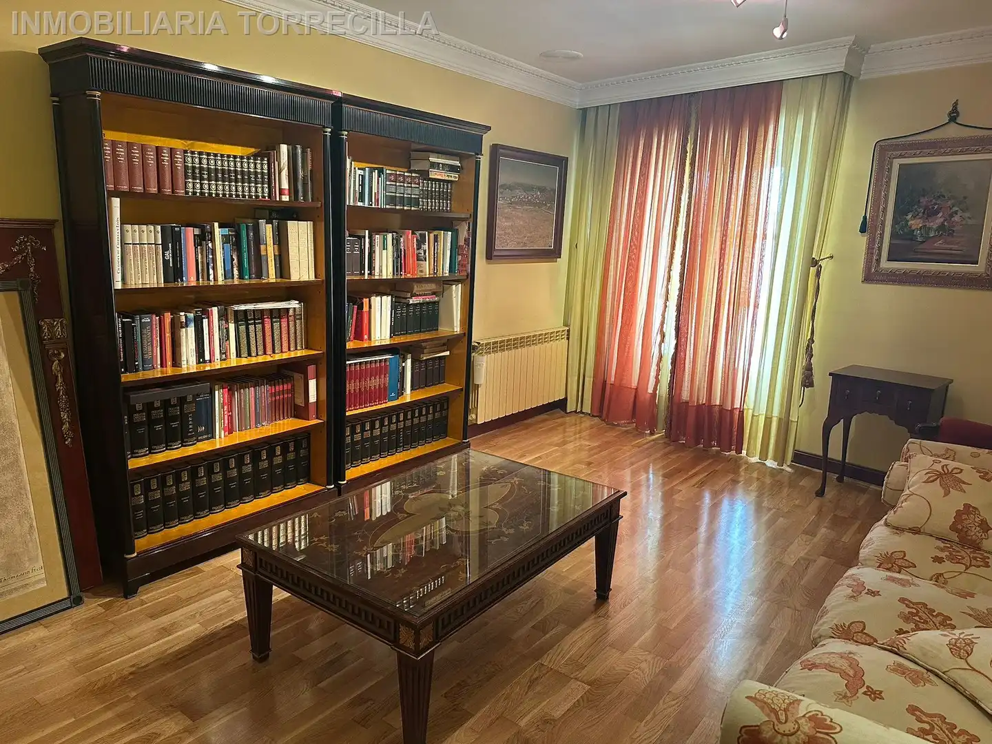 Wohnzimmer von Wohnung zur Miete in Valladolid mit Parkett, Möbliert und Balkon