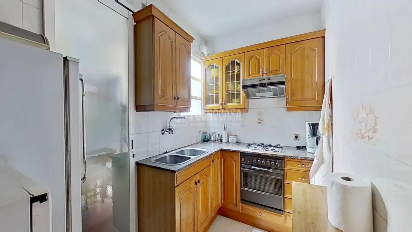 Cocina de Piso en venta en Cerdanyola del Vallès con Terraza