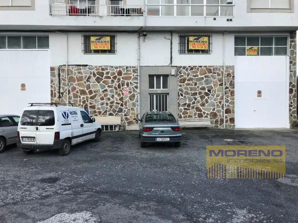 Nau industrial en venda a Sarria