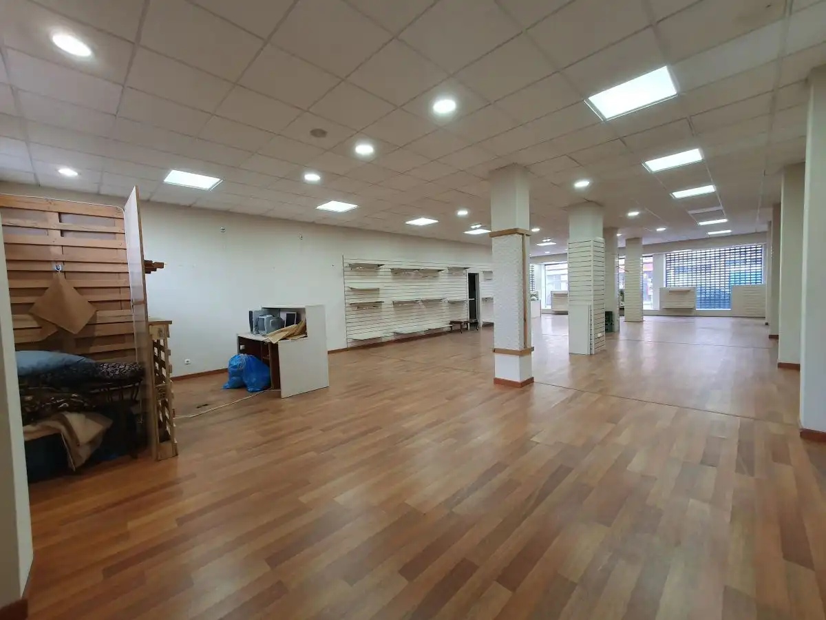 Locale commerciale in affitto a Grado, imagen 13