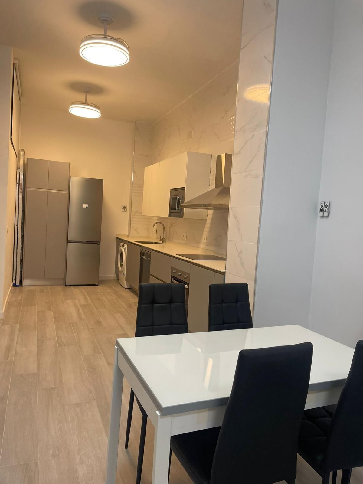 Planta baixa de lloguer a Calle TURIN, Fígares