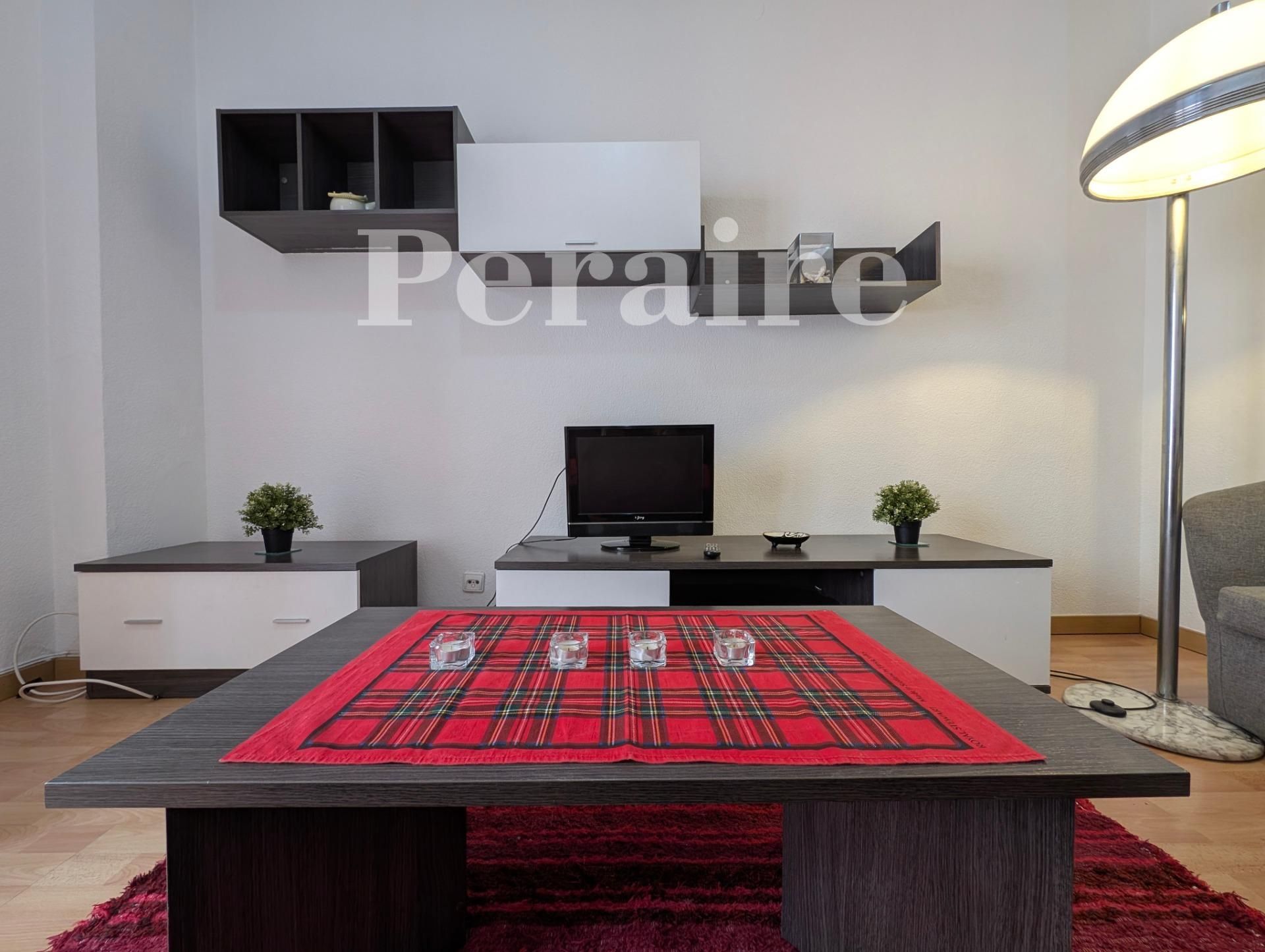 Dormitori de Pis en venda en  Barcelona Capital amb Calefacció, Parquet i Terrassa